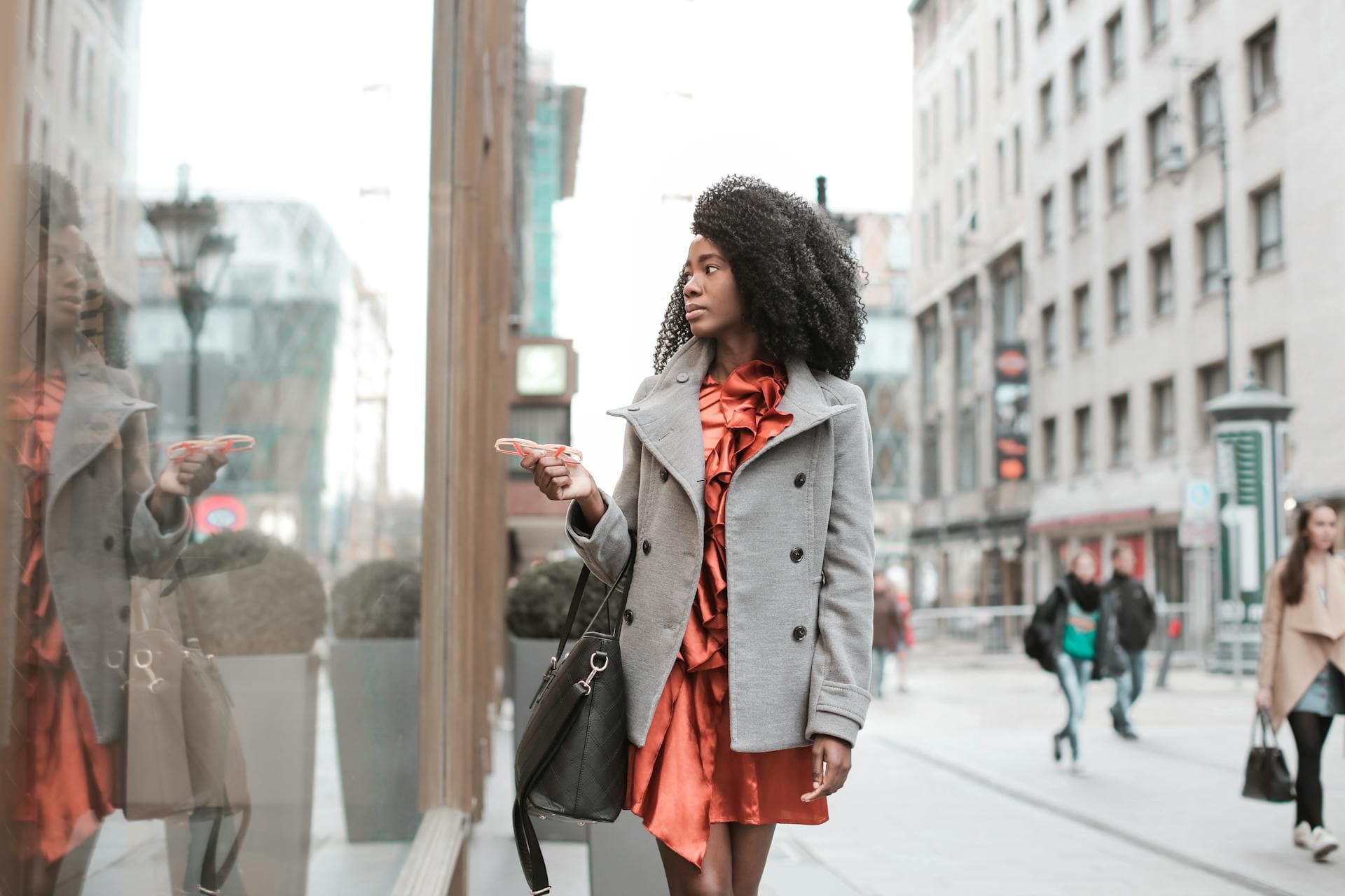 Why Customers Leave Your Store Without Buying (and How to Fix It)